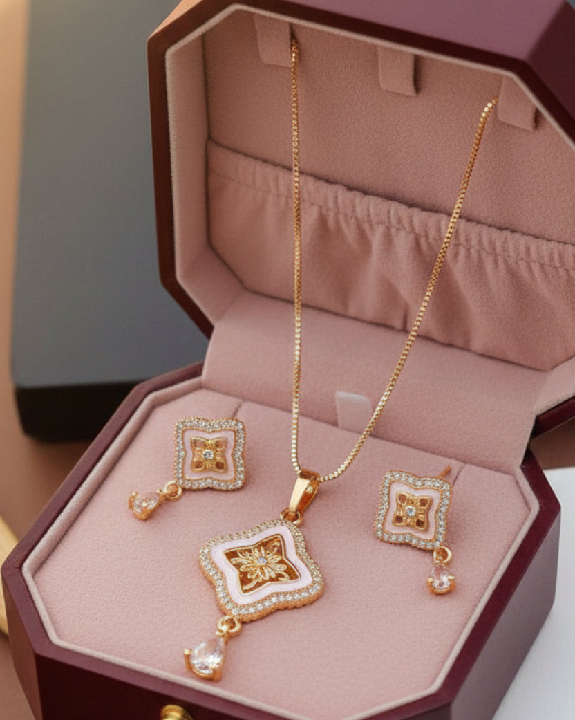 Premium quality daily use rose gold AD pendants chain set
