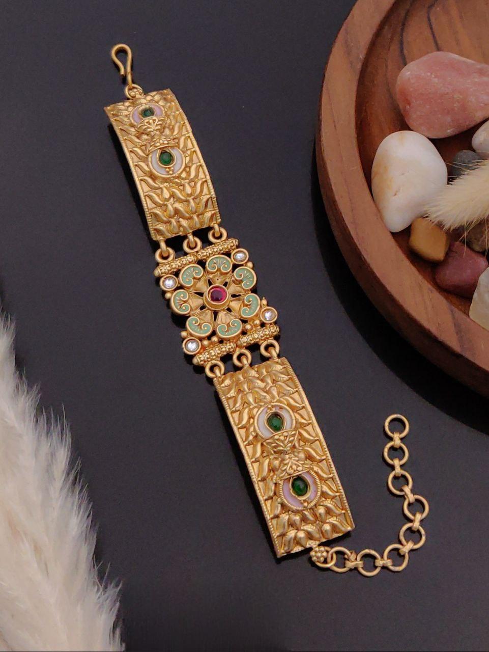 Gold plated rajvadi bracelet