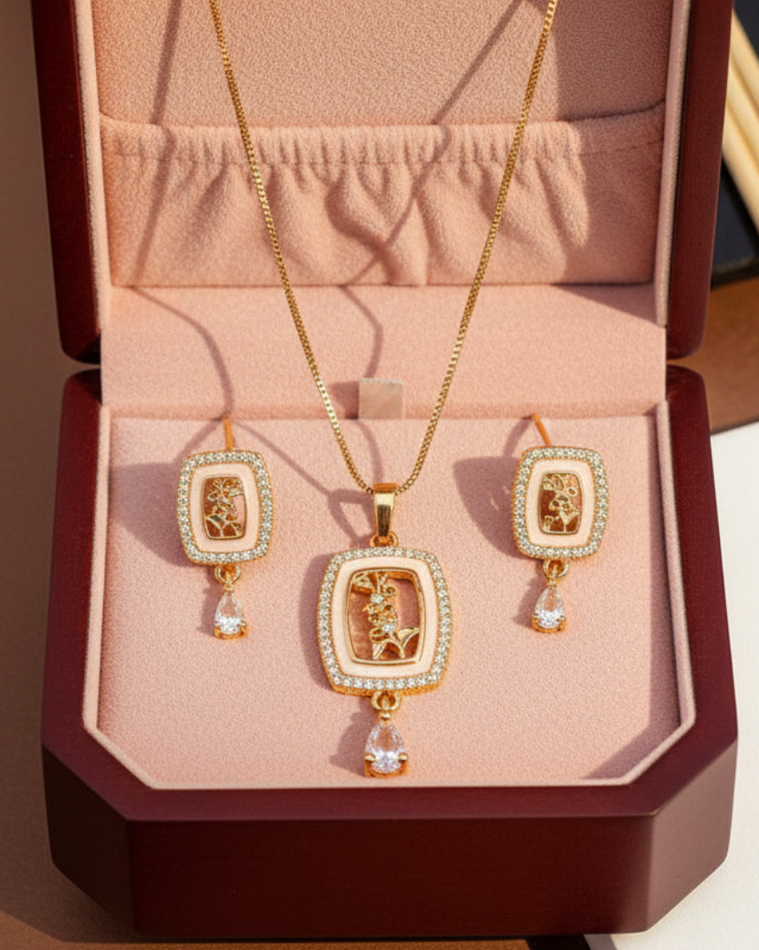 Premium quality daily use rose gold AD pendants chain set
