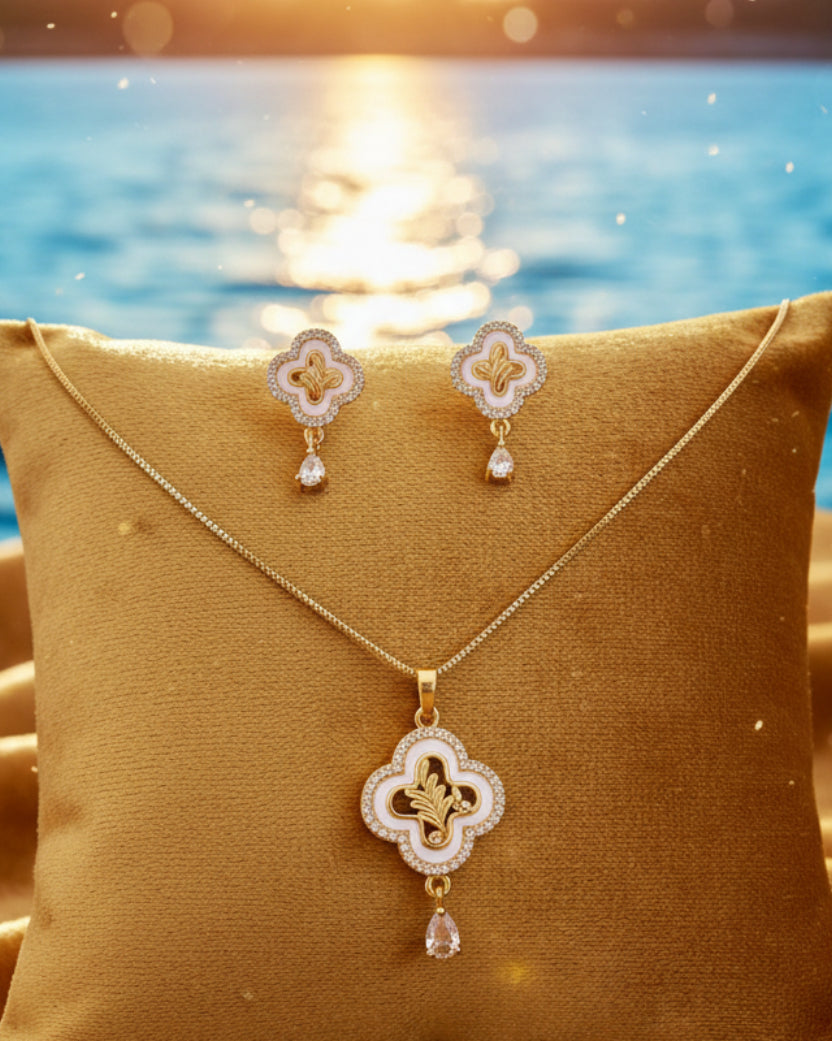 Premium quality daily use rose gold AD pendants chain set