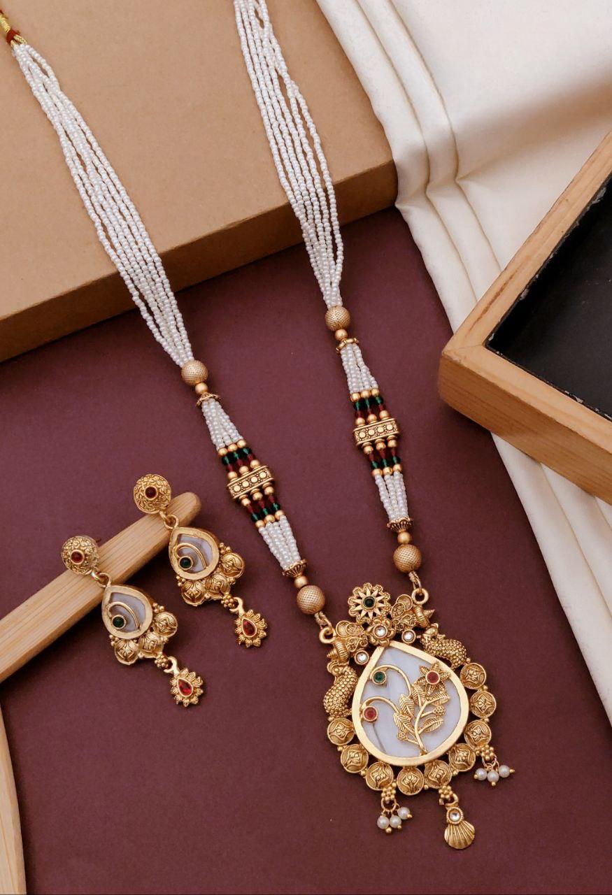 Gold plated rajvadi mala pendants chain set