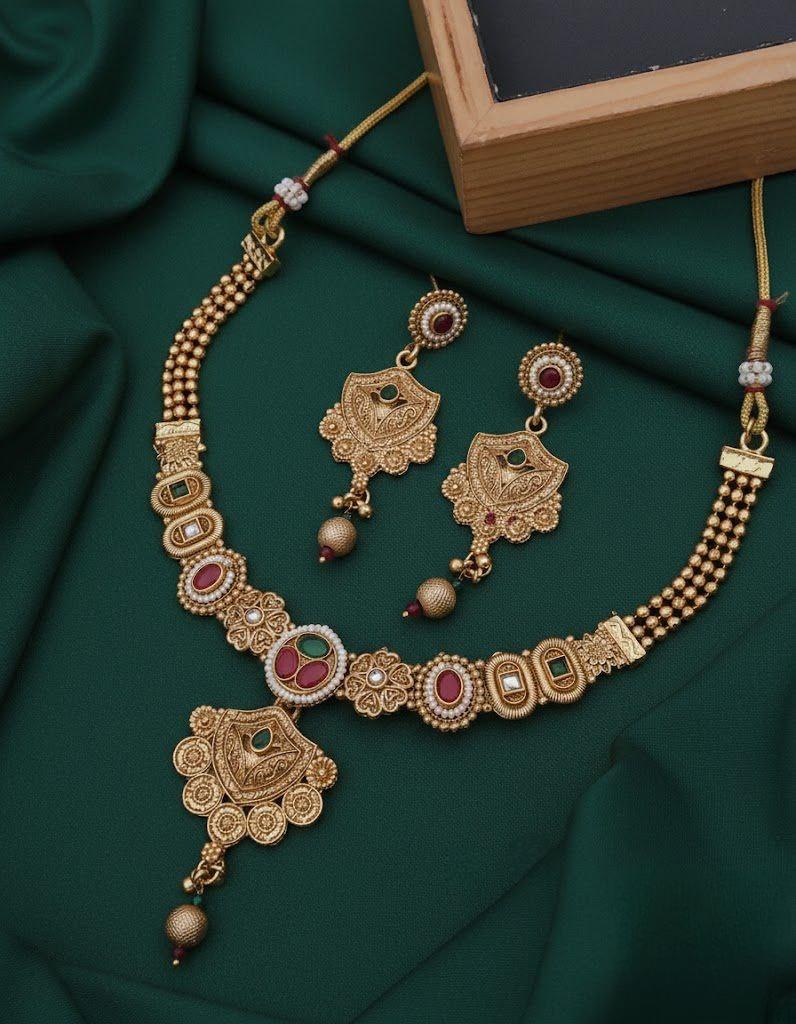 Gold plated rajvadi set