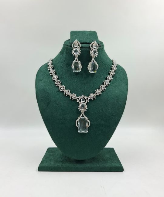 Womens and girls necklace set for weddding multicolor