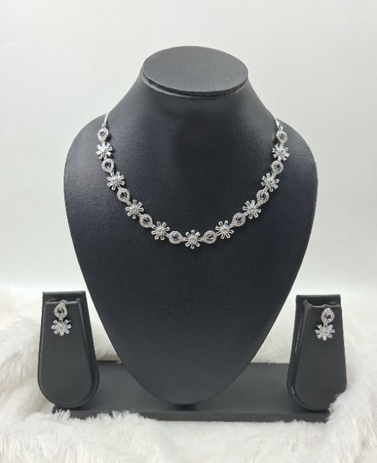 Womens and girls necklace set for weddding