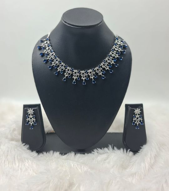 Womens and girls necklace set for weddding