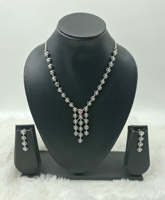 Womens and girls necklace set for weddding