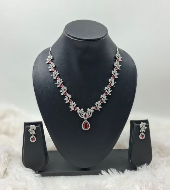 Womens and girls necklace set for weddding